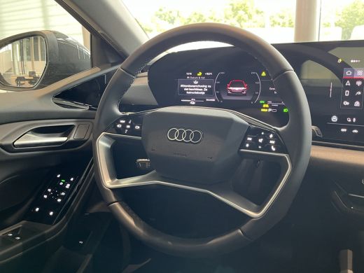 Audi Q6 e-tron edition e-tron 83Kwh 185 kW / 252 PK Hatchback Elektrische aandrijving ActivLease financial lease