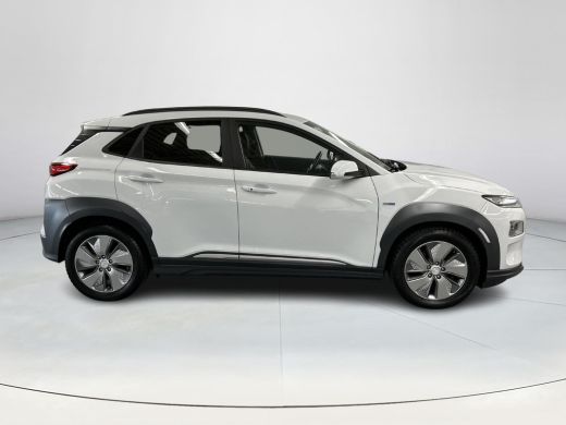 Hyundai KONA EV Premium 64 kWh ActivLease financial lease