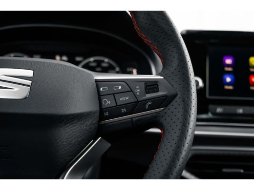 Seat Arona SEAT FR Business Connect | Achteruitrijcamera | Airconditioning automatisch met 2-zone-temperatuu... ActivLease financial lease