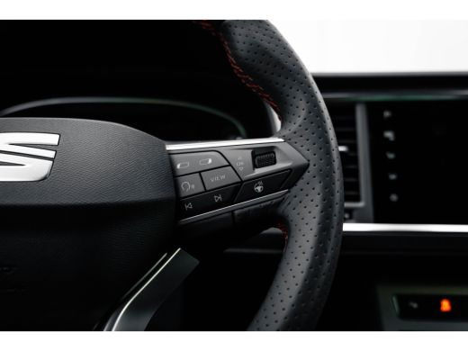 Seat Ateca SEAT FR Business Intense | Achteruitrijcamera | Airconditioning automatisch met 2-zone-temperatuu... ActivLease financial lease