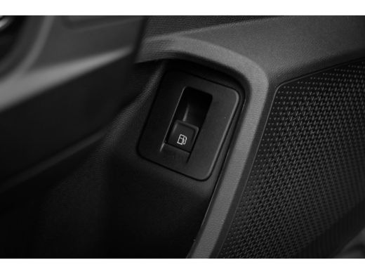Seat Leon Sportstourer SEAT FR PHEV First Edition | Achteruitrijcamera | Automatisch dimmende binnenspiegel | Dakhemel u... ActivLease financial lease