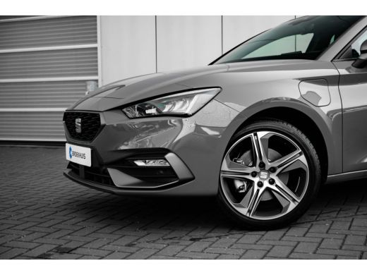 Seat Leon Sportstourer SEAT FR PHEV First Edition | Achteruitrijcamera | Automatisch dimmende binnenspiegel | Dakhemel u... ActivLease financial lease