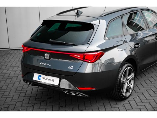 Seat Leon Sportstourer SEAT FR PHEV First Edition | Achteruitrijcamera | Automatisch dimmende binnenspiegel | Dakhemel u... ActivLease financial lease