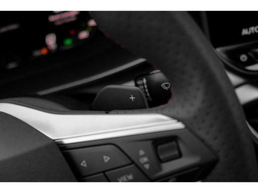 Seat Leon Sportstourer SEAT FR PHEV First Edition | Achteruitrijcamera | Automatisch dimmende binnenspiegel | Dakhemel u... ActivLease financial lease