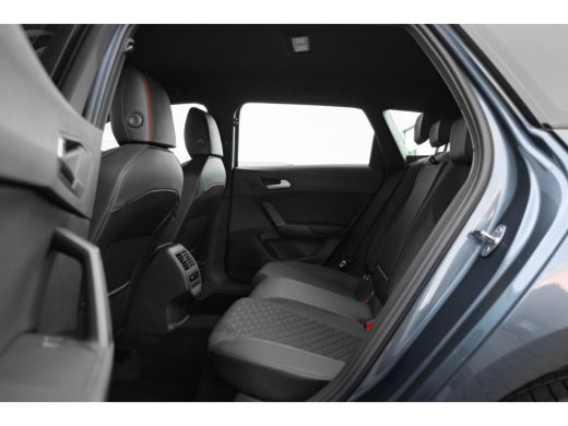 Seat Leon Sportstourer SEAT FR PHEV First Edition | Achteruitrijcamera | Automatisch dimmende binnenspiegel | Dakhemel u... ActivLease financial lease