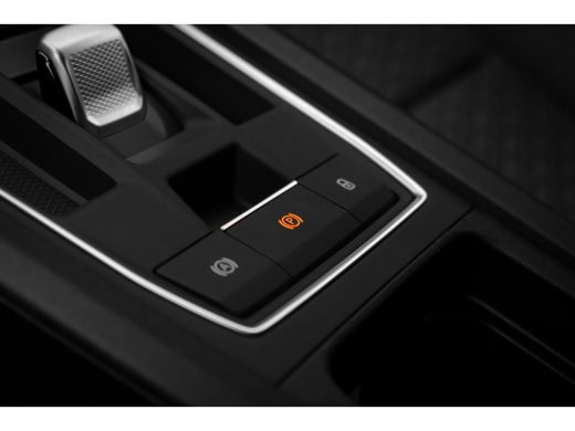 Seat Leon Sportstourer SEAT FR PHEV First Edition | Achteruitrijcamera | Automatisch dimmende binnenspiegel | Dakhemel u... ActivLease financial lease