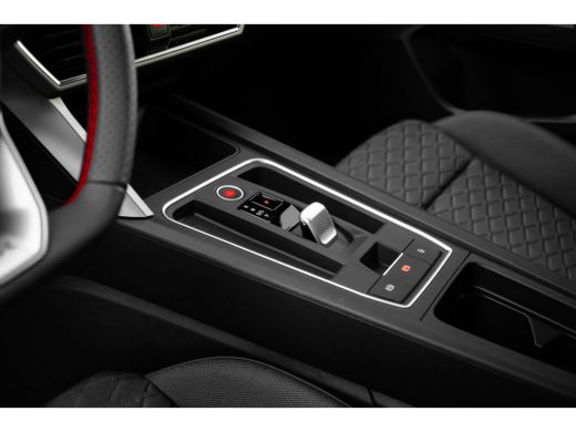 Seat Leon Sportstourer SEAT FR PHEV First Edition | Achteruitrijcamera | Automatisch dimmende binnenspiegel | Dakhemel u... ActivLease financial lease