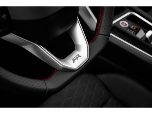 Seat Leon Sportstourer SEAT FR PHEV First Edition | Achteruitrijcamera | Automatisch dimmende binnenspiegel | Dakhemel u... ActivLease financial lease
