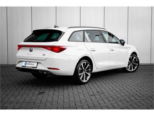 Seat Leon Sportstourer SEAT FR PHEV First Edition | Achteruitrijcamera | Automatisch dimmende binnenspiegel | Dakhemel u... ActivLease financial lease