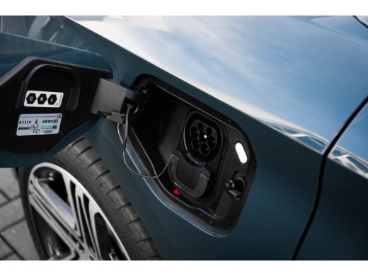 Seat Leon Sportstourer SEAT FR PHEV First Edition | Achteruitrijcamera | Automatisch dimmende binnenspiegel | Dakhemel u... ActivLease financial lease