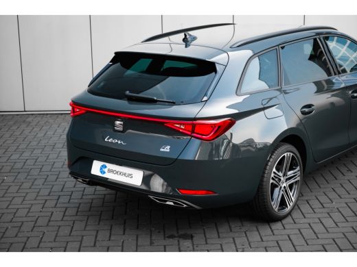 Seat Leon Sportstourer SEAT FR PHEV First Edition | Achteruitrijcamera | Automatisch dimmende binnenspiegel | Dakhemel u... ActivLease financial lease