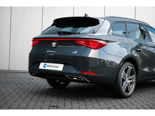 Seat Leon Sportstourer SEAT FR PHEV First Edition | Achteruitrijcamera | Automatisch dimmende binnenspiegel | Dakhemel u... ActivLease financial lease