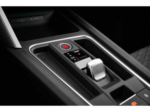 Seat Leon Sportstourer SEAT FR PHEV First Edition | Achteruitrijcamera | Automatisch dimmende binnenspiegel | Dakhemel u... ActivLease financial lease