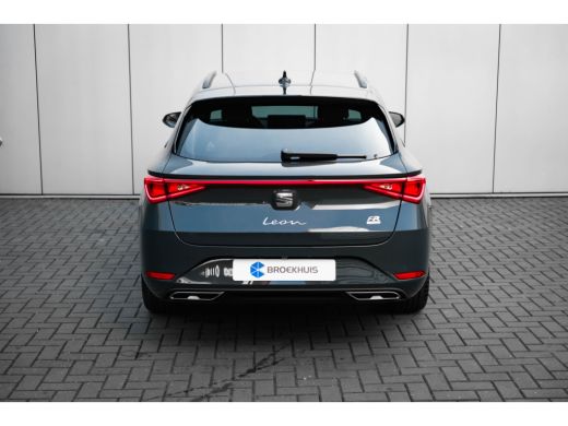Seat Leon Sportstourer SEAT FR PHEV First Edition | Achteruitrijcamera | Automatisch dimmende binnenspiegel | Dakhemel u... ActivLease financial lease