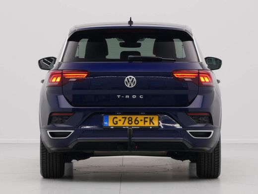 Volkswagen T-Roc 1.5 TSI 150pk DSG Sport R-Line Navigatie Trekhaak Clima Acc 288 ActivLease financial lease