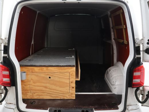 Volkswagen Transporter 2.0 TDI L1H1 + 18 INCH LMV | NAVIGATIE | DAB | CRUISE CONTROL ActivLease financial lease