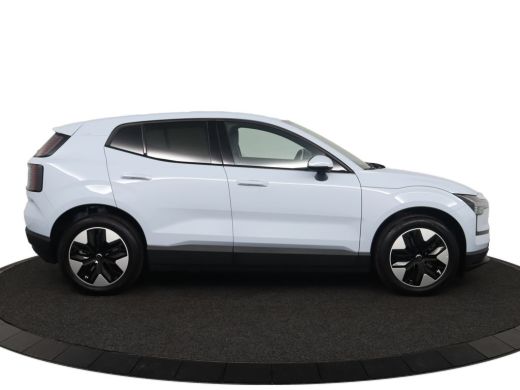 Volvo  EX30 Single Motor Extended Range Core 69 kWh ActivLease financial lease