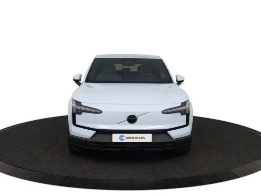 Volvo  EX30 Single Motor Extended Range Core 69 kWh ActivLease financial lease