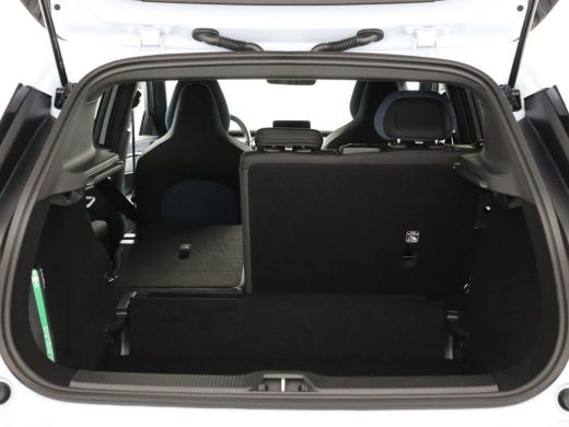 Volvo  EX30 Single Motor Extended Range Core 69 kWh ActivLease financial lease