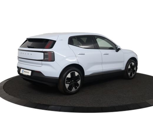Volvo  EX30 Single Motor Extended Range Core 69 kWh ActivLease financial lease