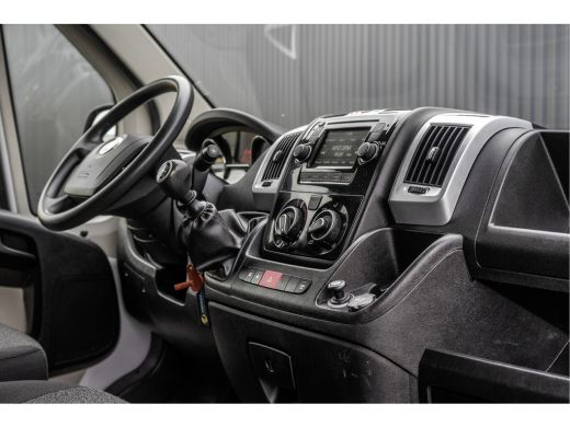 Fiat Ducato **2.3 MultiJet Bakwagen met laadklep | Euro 6 | 131 PK | Climate | Camera | Cruise | LED** ActivLease financial lease