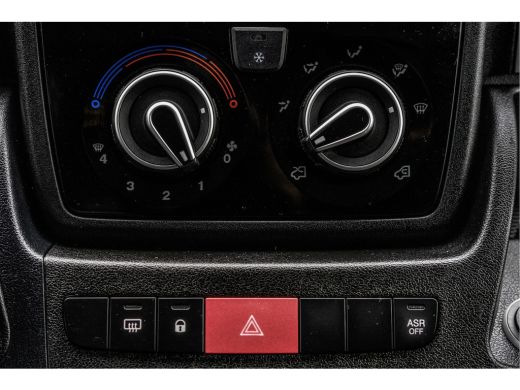 Fiat Ducato **2.3 MultiJet Bakwagen met laadklep | Euro 6 | 131 PK | Climate | Camera | Cruise | LED** ActivLease financial lease