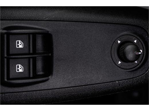 Fiat Ducato **2.3 MultiJet Bakwagen met laadklep | Euro 6 | 131 PK | Climate | Camera | Cruise | LED** ActivLease financial lease