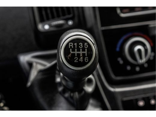 Fiat Ducato 2.3 MultiJet Bakwagen met laadklep | Heavy Duty | 131 PK | Euro 6 | Cruise | Airco | Camera ActivLease financial lease