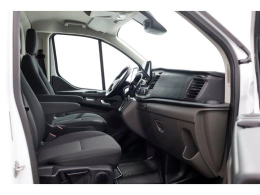 Ford Transit Custom 2.0 TDCI 130pk Automaat L1H1 Trend Achterklep/Navi 09-2019 ActivLease financial lease
