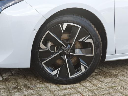 Peugeot 508 SW Peugeot 1.6 HYbrid 225 GT | Achteruitrijcamera | Apple Carplay/Android Auto | Cruise control a... ActivLease financial lease