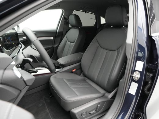 Audi A5 Limousine 2.0 TFSI Advanced Edition Stoelverwarming Clima CarPlay Camera Ambient lighting ActivLease financial lease