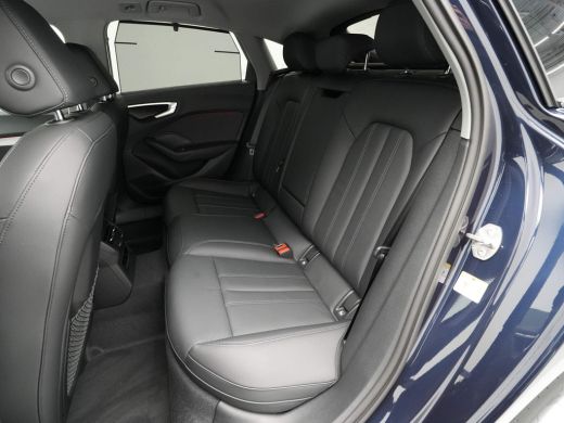 Audi A5 Limousine 2.0 TFSI Advanced Edition Stoelverwarming Clima CarPlay Camera Ambient lighting ActivLease financial lease