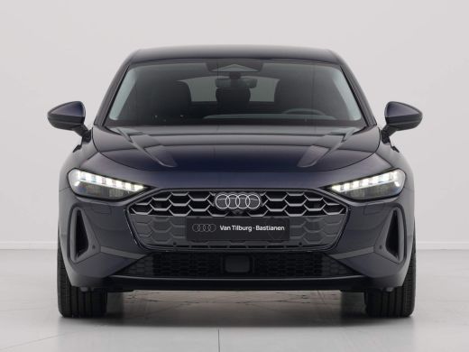 Audi A5 Limousine 2.0 TFSI Advanced Edition Stoelverwarming Clima CarPlay Camera Ambient lighting ActivLease financial lease