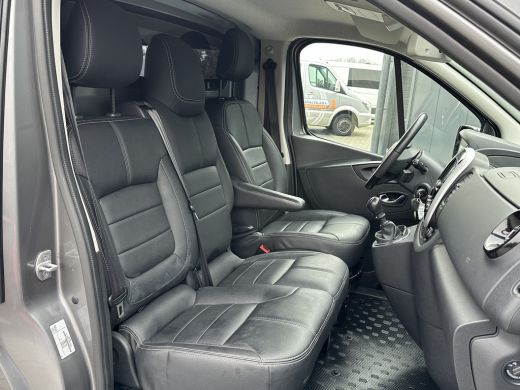Opel Vivaro 1.6 CDTI 122 PK SPORT / L1H1 / Edition / 2x SCHUIFDEUR / CAMERA / AIRCO / CRUISE / 3-ZITS / ACHTE... ActivLease financial lease