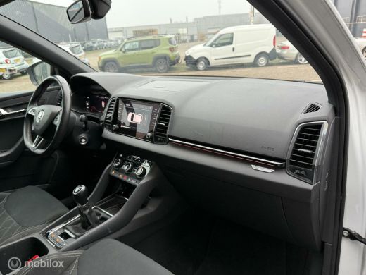 Skoda Karoq 1.5 TSI ACT Sportline Business TREKHAAK ActivLease financial lease