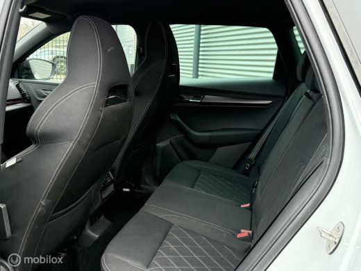 Skoda Karoq 1.5 TSI ACT Sportline Business TREKHAAK ActivLease financial lease