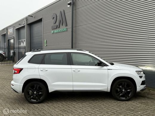 Skoda Karoq 1.5 TSI ACT Sportline Business TREKHAAK ActivLease financial lease