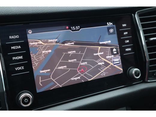 Skoda Kodiaq 1.5 TSI Business Edition Pano / Canton / 19inch / Camera / Dodehoek / NL-Auto ActivLease financial lease