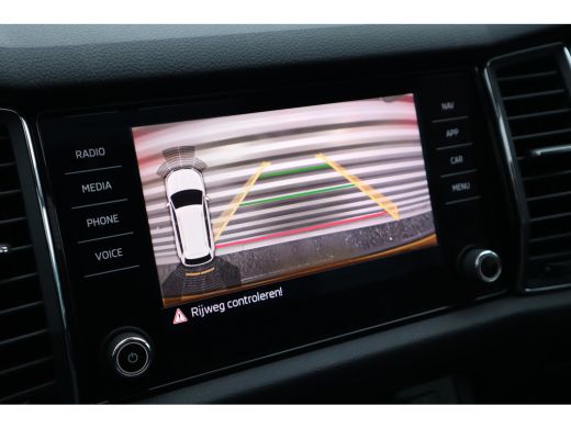 Skoda Kodiaq 1.5 TSI Business Edition Pano / Canton / 19inch / Camera / Dodehoek / NL-Auto ActivLease financial lease