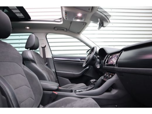 Skoda Kodiaq 1.5 TSI Business Edition Pano / Canton / 19inch / Camera / Dodehoek / NL-Auto ActivLease financial lease