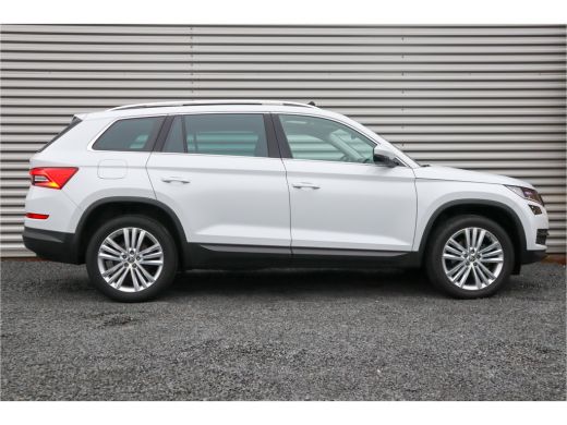 Skoda Kodiaq 1.5 TSI Business Edition Pano / Canton / 19inch / Camera / Dodehoek / NL-Auto ActivLease financial lease