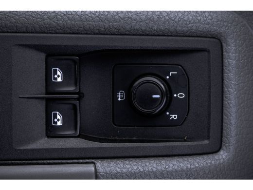 Volkswagen Crafter 2.0 TDI Bakwagen met laadklep | Euro 6 | 177 PK | Adaptive Cruise | Airco ActivLease financial lease