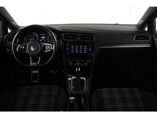 Volkswagen Golf 2.0 TDI GTD Automaat, GTD, Apple carplay, Climate, ActivLease financial lease