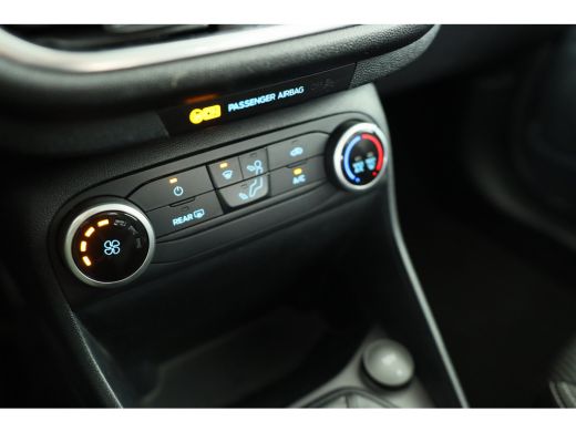 Ford Fiesta 1.0 EcoBoost Connected | Trekhaak | Parkeersensoren | Navi by App Android auto & Apple Carplay | ... ActivLease financial lease