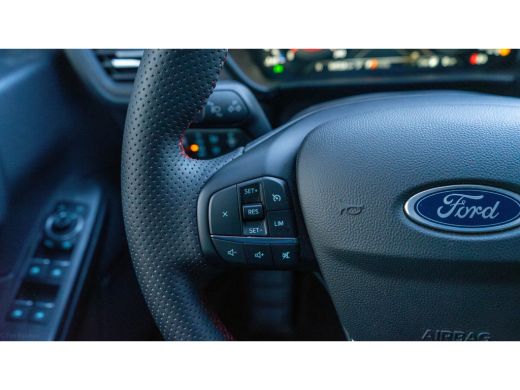 Ford Kuga 2.5 PHEV ST-Line 225PK | 19" lichtmetalen velgen | Climate Control | Cruise Control ActivLease financial lease