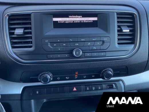 Opel Vivaro 2.0 CDTI L3H1 DC Edition Airco Cruise-Control Bluetooth Trekhaak Sensoren 12V Dodehoek-Assistent ... ActivLease financial lease