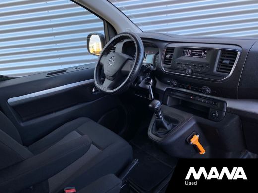 Opel Vivaro 2.0 CDTI L3H1 DC Edition Airco Cruise-Control Bluetooth Trekhaak Sensoren 12V Dodehoek-Assistent ... ActivLease financial lease