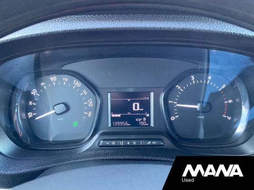 Opel Vivaro 2.0 CDTI L3H1 DC Edition Airco Cruise-Control Bluetooth Trekhaak Sensoren 12V Dodehoek-Assistent ... ActivLease financial lease