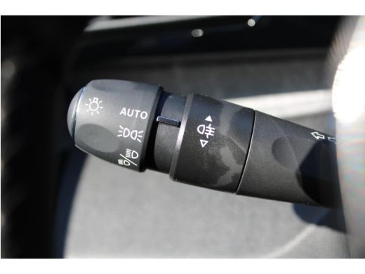 Peugeot 308 SW 1.2 Hybrid 136 PK e-DCS6 Allure | Achterbank in delen neerklapbaar | Achteruitrijcamera | Appl... ActivLease financial lease