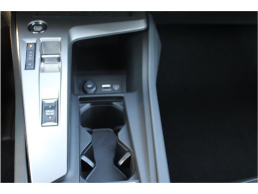 Peugeot 308 SW 1.2 Hybrid 136 PK e-DCS6 Allure | Achterbank in delen neerklapbaar | Achteruitrijcamera | Appl... ActivLease financial lease